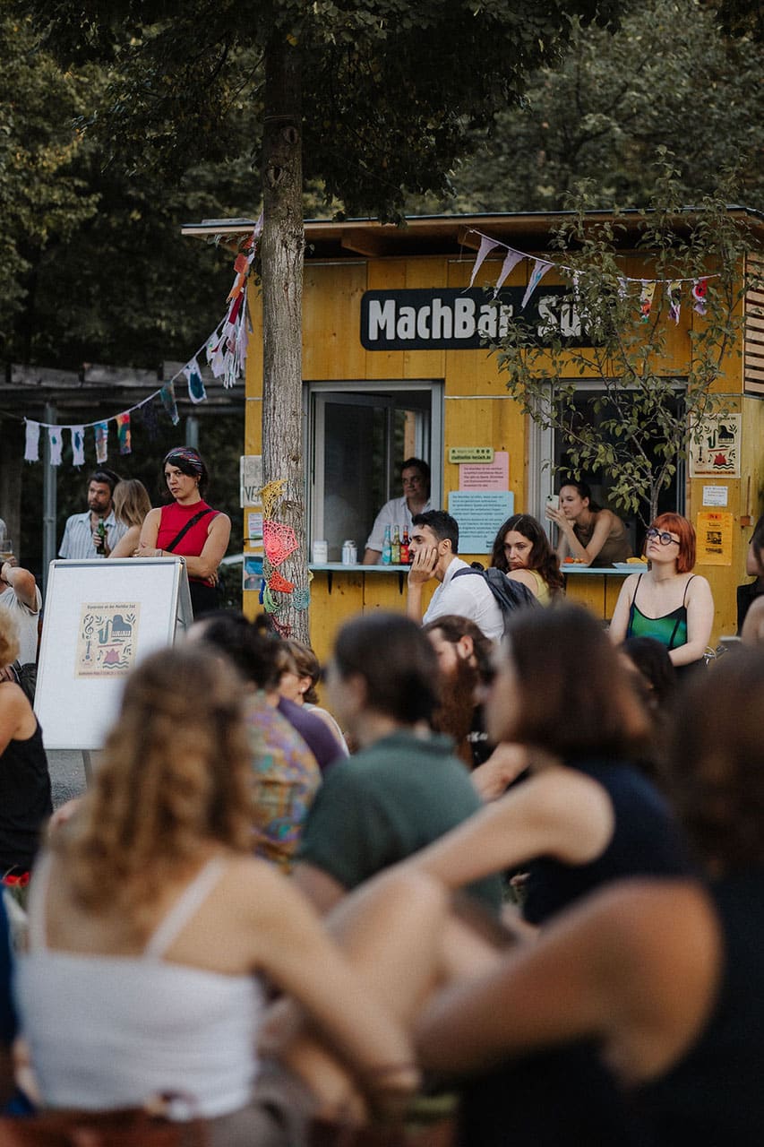 Stadtteilinitiative Stuttgart Machbar IB Kugel MachBar 13.08.2025 1910
