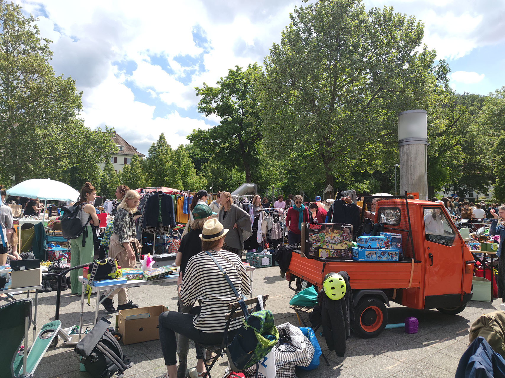 Stadtteilinitiative Stuttgart Nachbarschaftsflohmarkt IMG 20250517 121459