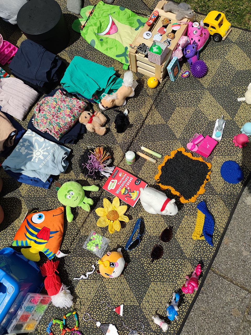 Stadtteilinitiative Stuttgart Nachbarschaftsflohmarkt IMG 20250517 132826